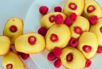 Lemon-Raspberry Madeleines - Delicious Home Recipes