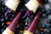 Creamy Blueberry Popsicles - FoodinGrill