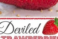Deviled Strawberries (Made with a Cheesecake Filling)
