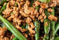 Spicy Ground Turkey and Green Bean Stir-fry