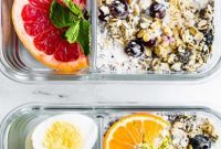 Superfood Overnight Oatmeal {Healthy Meal Prep 2 Ways}