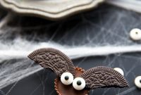 Mini Chocolate Bat Bites