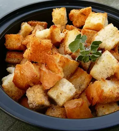 Homemade Garlic Croutons